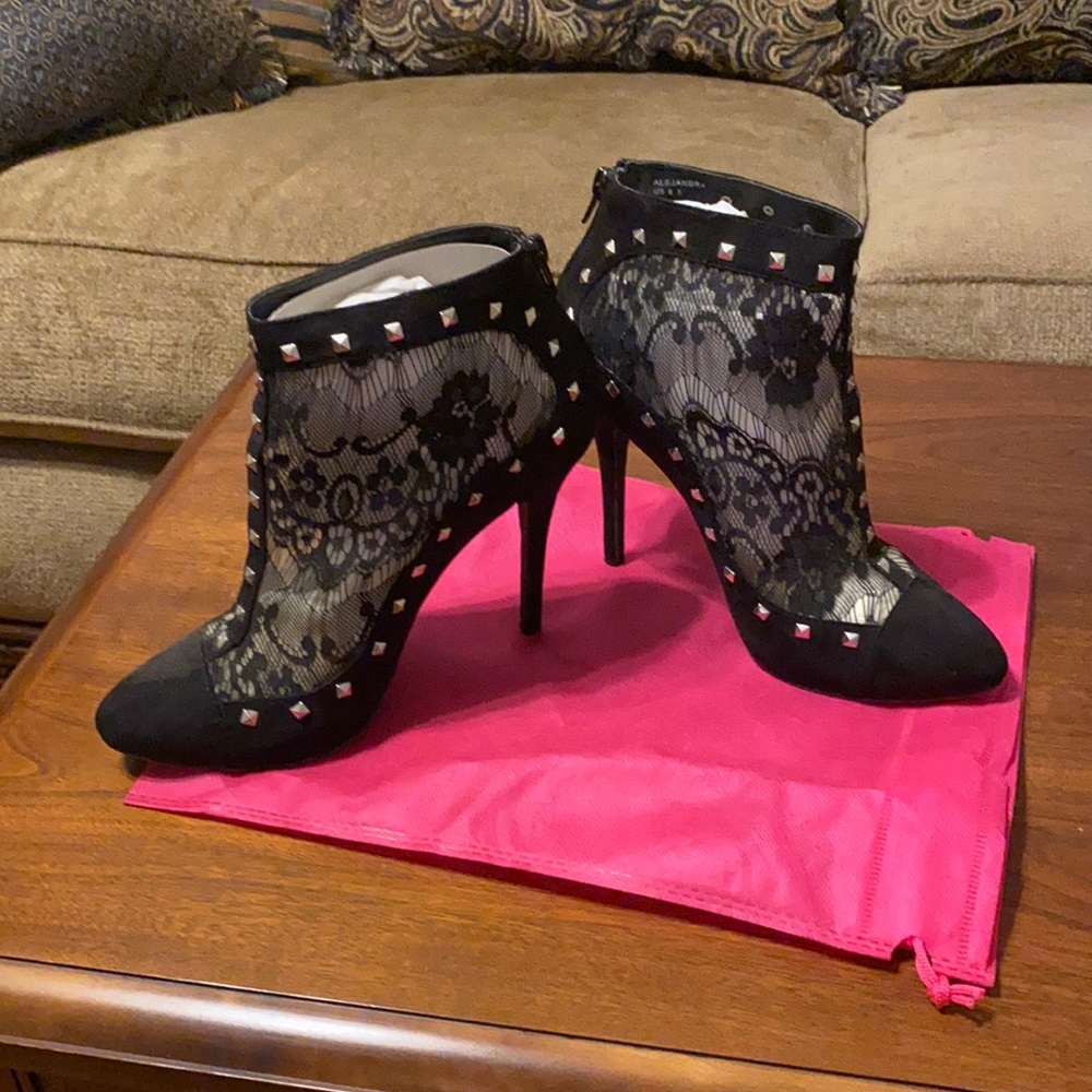 Black laced bootie heels